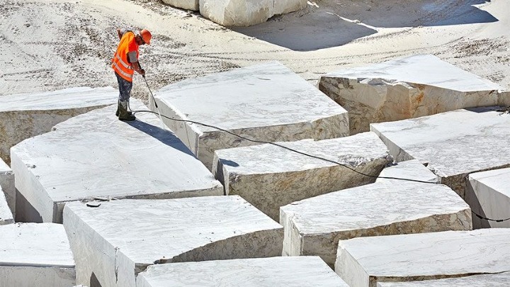 Ελληνικό μάρμαρο: ο κλάδος που χτίζει διεθνές αποτύπωμα με αιχμή την εξωστρέφεια